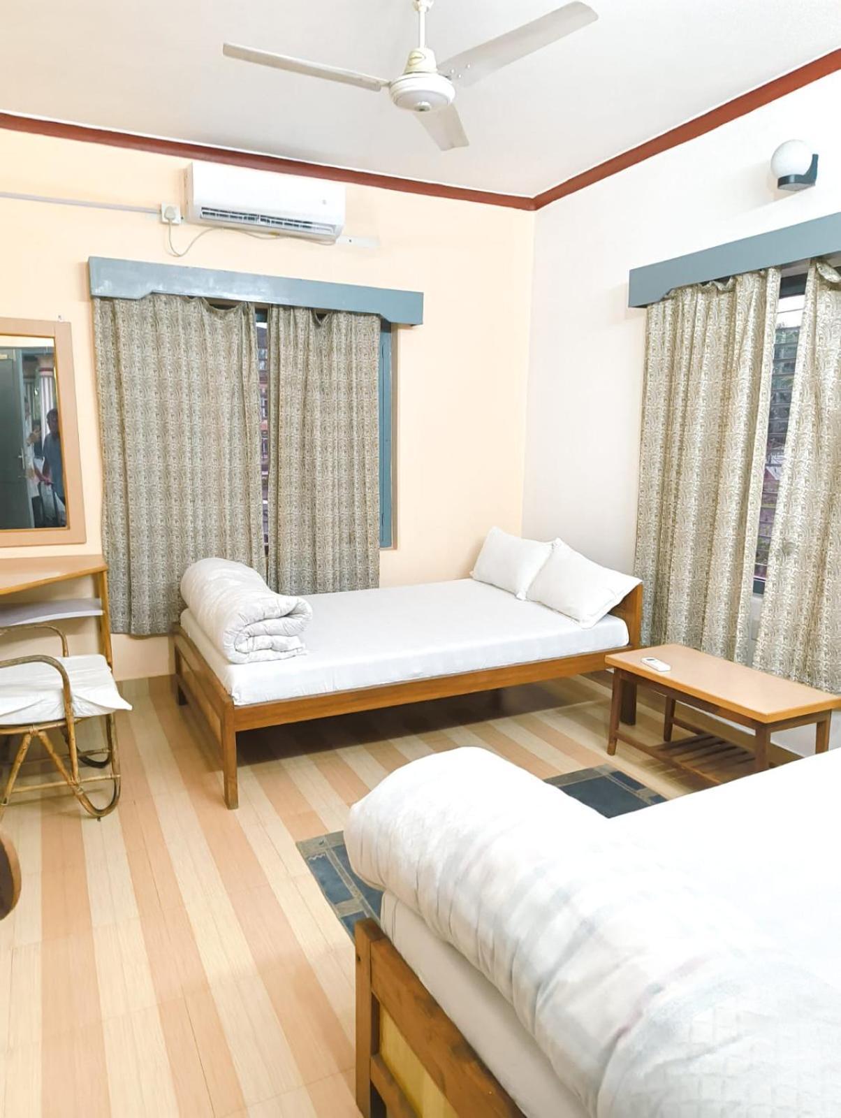 Hotel Mountain View - Lakeside Pokhara Kültér fotó